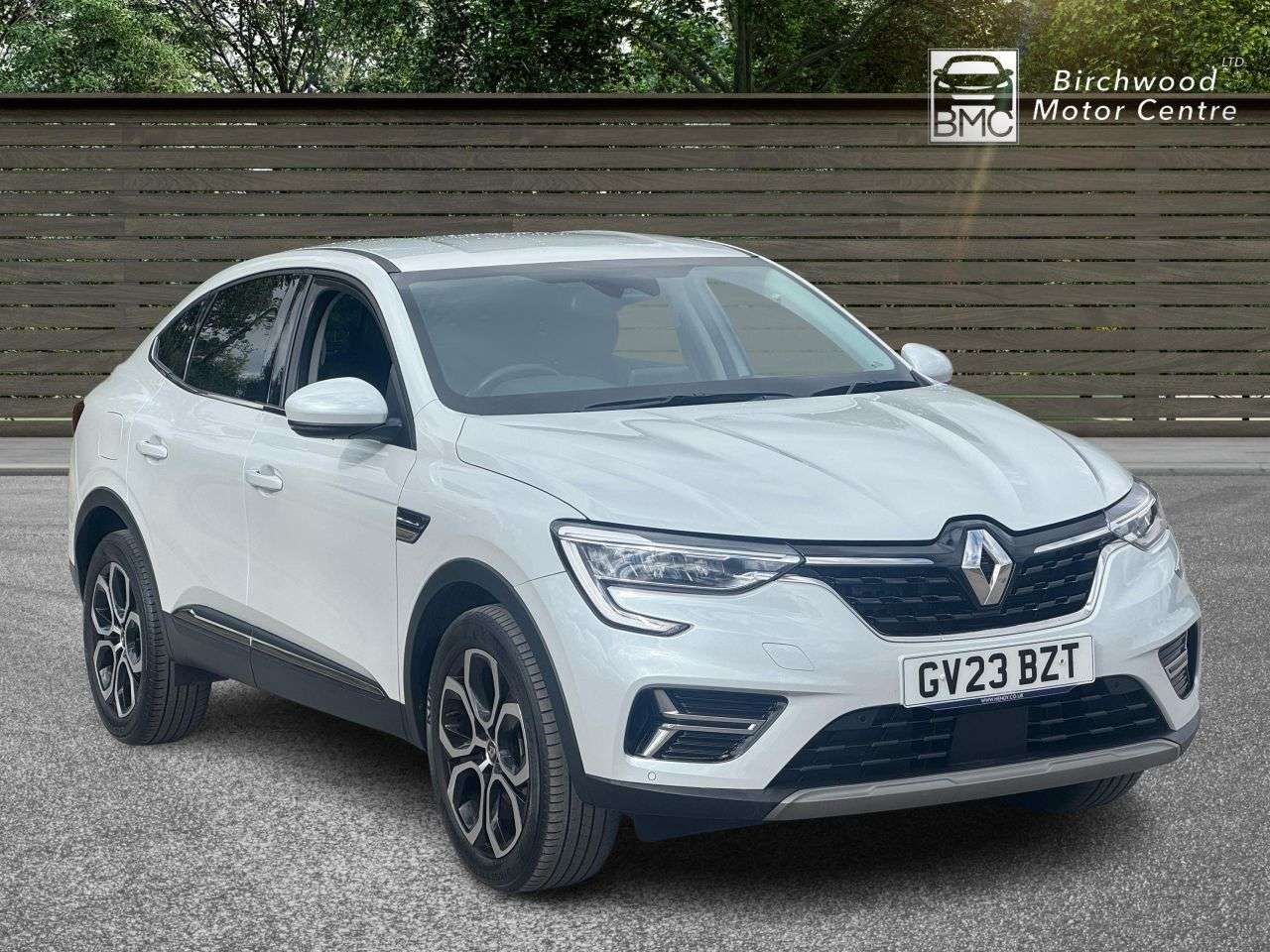 A 2023 RENAULT ARKANA 1.6 E-TECH techno SUV 5dr Petrol Hybrid Auto 2WD Euro 6 (s/s) (145 ps) FULL A 2023 RENAULT ARKANA 1.6 E-TECH techno SUV 5dr Petrol Hybrid Auto 2WD Euro 6 (s/s) (145 ps) FULL