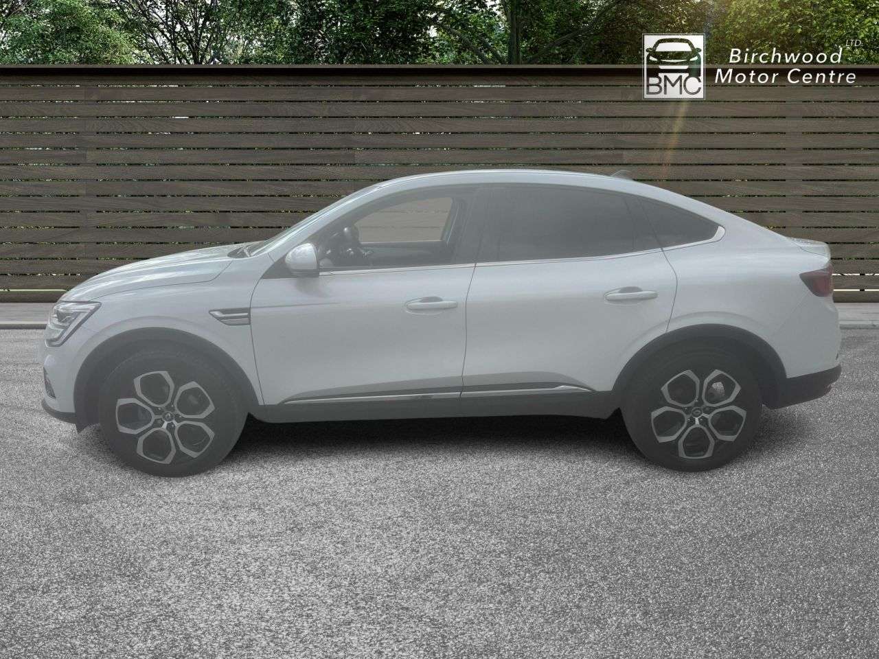 A 2023 RENAULT ARKANA 1.6 E-TECH techno SUV 5dr Petrol Hybrid Auto 2WD Euro 6 (s/s) (145 ps) FULL A 2023 RENAULT ARKANA 1.6 E-TECH techno SUV 5dr Petrol Hybrid Auto 2WD Euro 6 (s/s) (145 ps) FULL