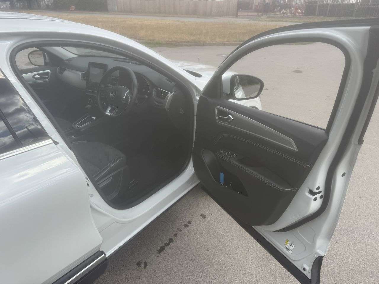 2023 RENAULT ARKANA 2023 RENAULT ARKANA