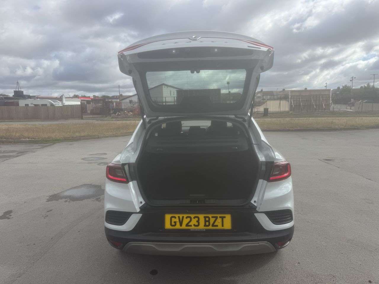 2023 RENAULT ARKANA 2023 RENAULT ARKANA