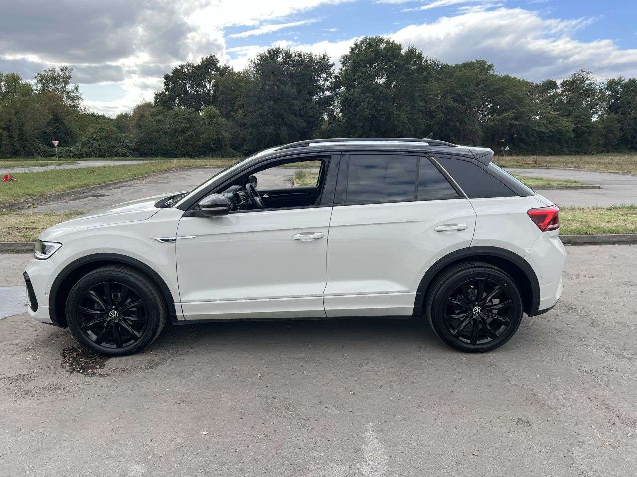 2023 VOLKSWAGEN T-ROC 2023 VOLKSWAGEN T-ROC