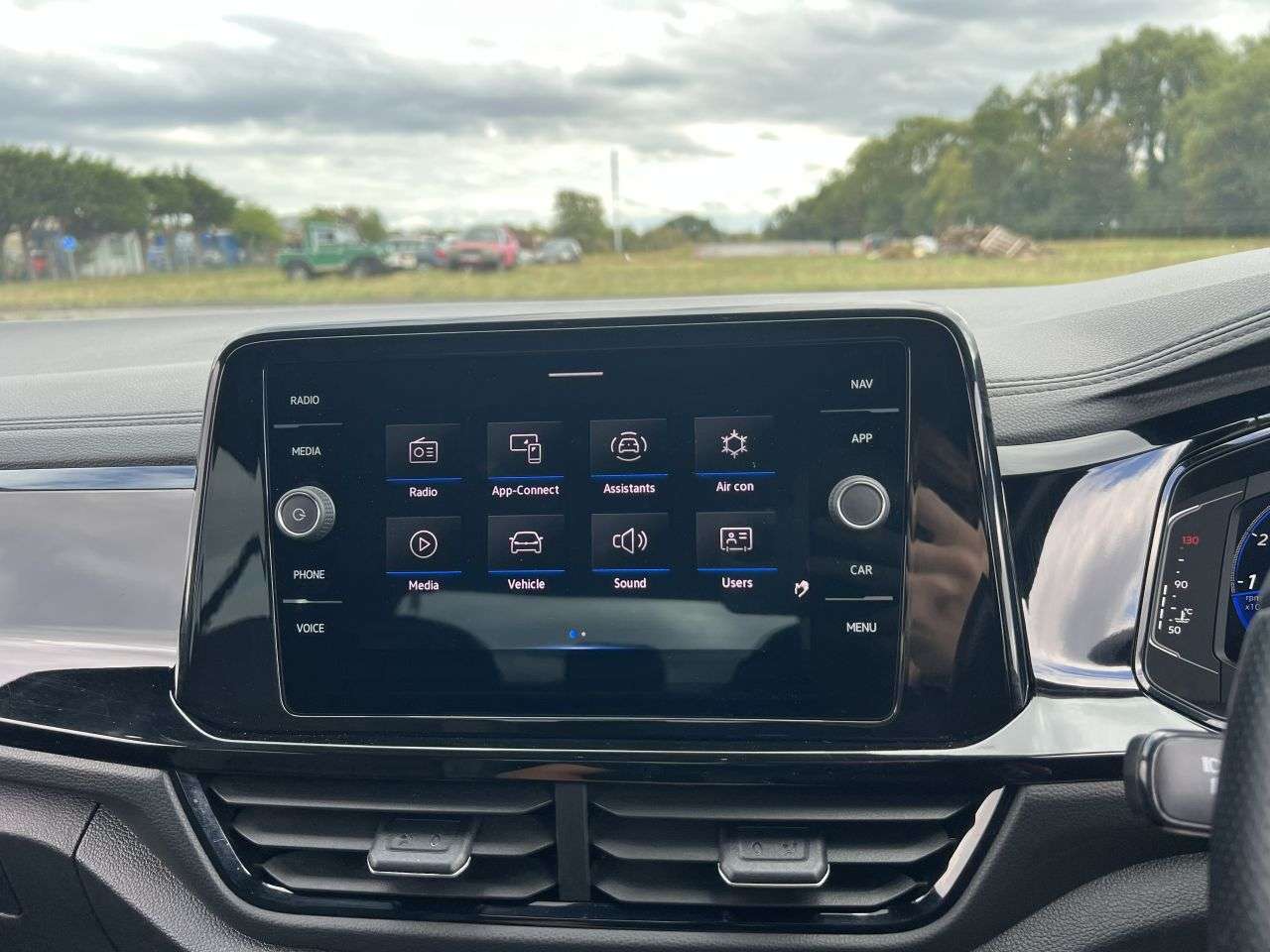 2023 VOLKSWAGEN T-ROC 2023 VOLKSWAGEN T-ROC