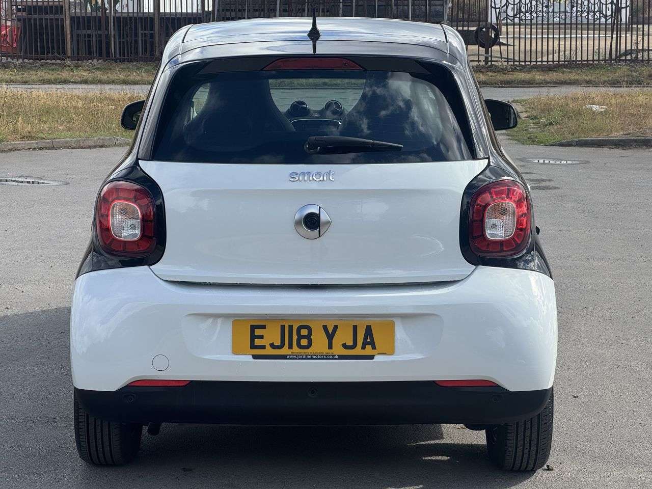 2018 SMART FORFOUR 2018 SMART FORFOUR
