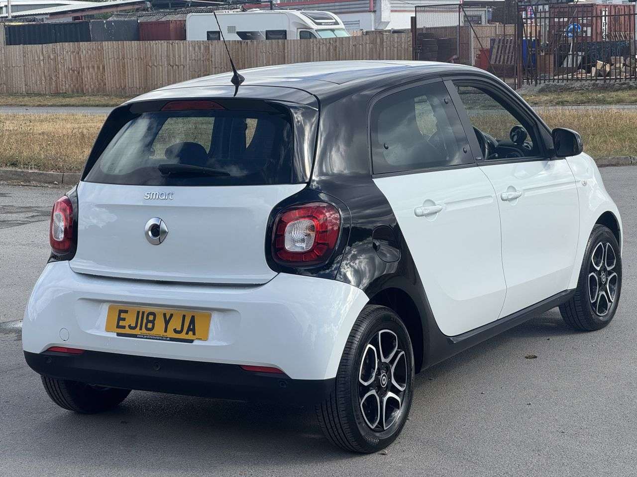 2018 SMART FORFOUR 2018 SMART FORFOUR