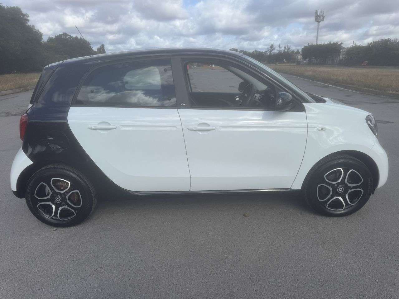 2018 SMART FORFOUR 2018 SMART FORFOUR