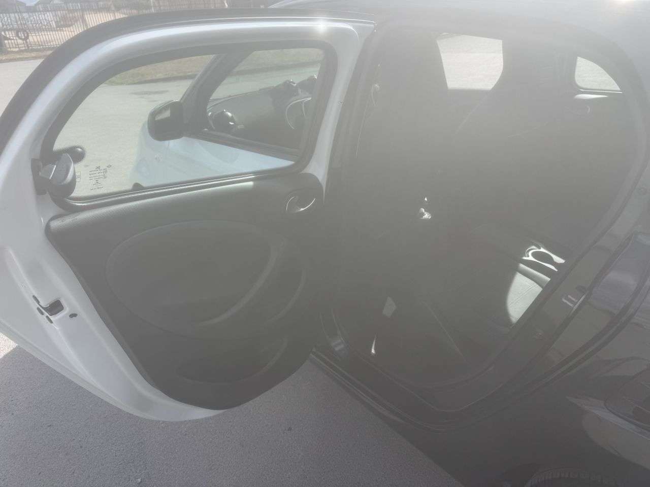 2018 SMART FORFOUR 2018 SMART FORFOUR
