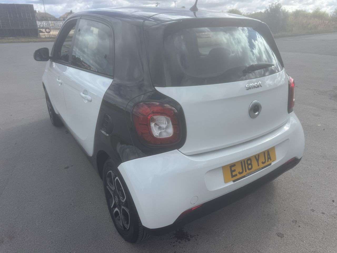 2018 SMART FORFOUR 2018 SMART FORFOUR