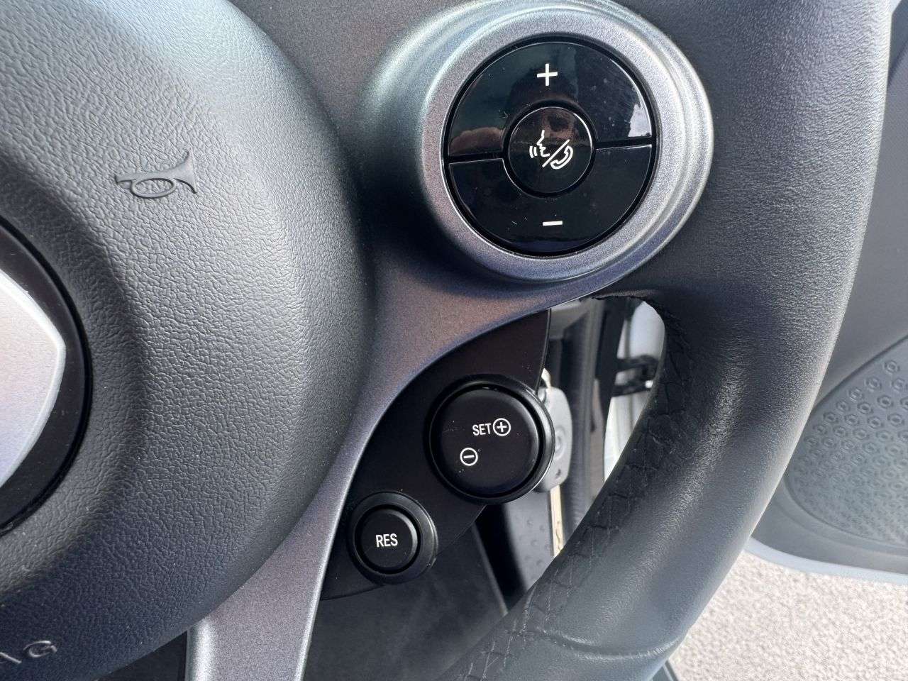 2018 SMART FORFOUR 2018 SMART FORFOUR