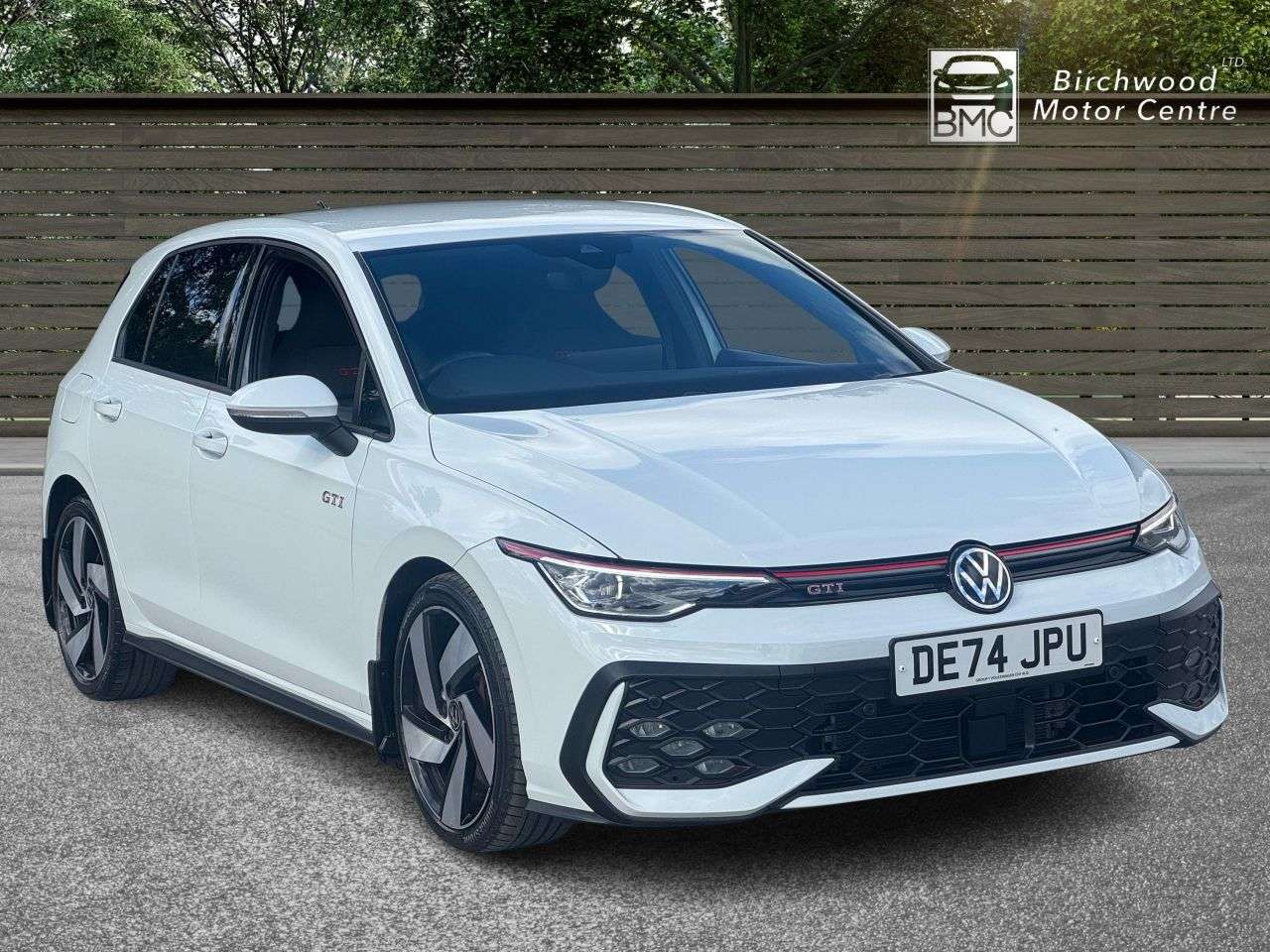 A 2024 VOLKSWAGEN GOLF 2.0 TSI GTI Hatchback 5dr Petrol DSG Euro 6 (s/s) (265 ps) A 2024 VOLKSWAGEN GOLF 2.0 TSI GTI Hatchback 5dr Petrol DSG Euro 6 (s/s) (265 ps)