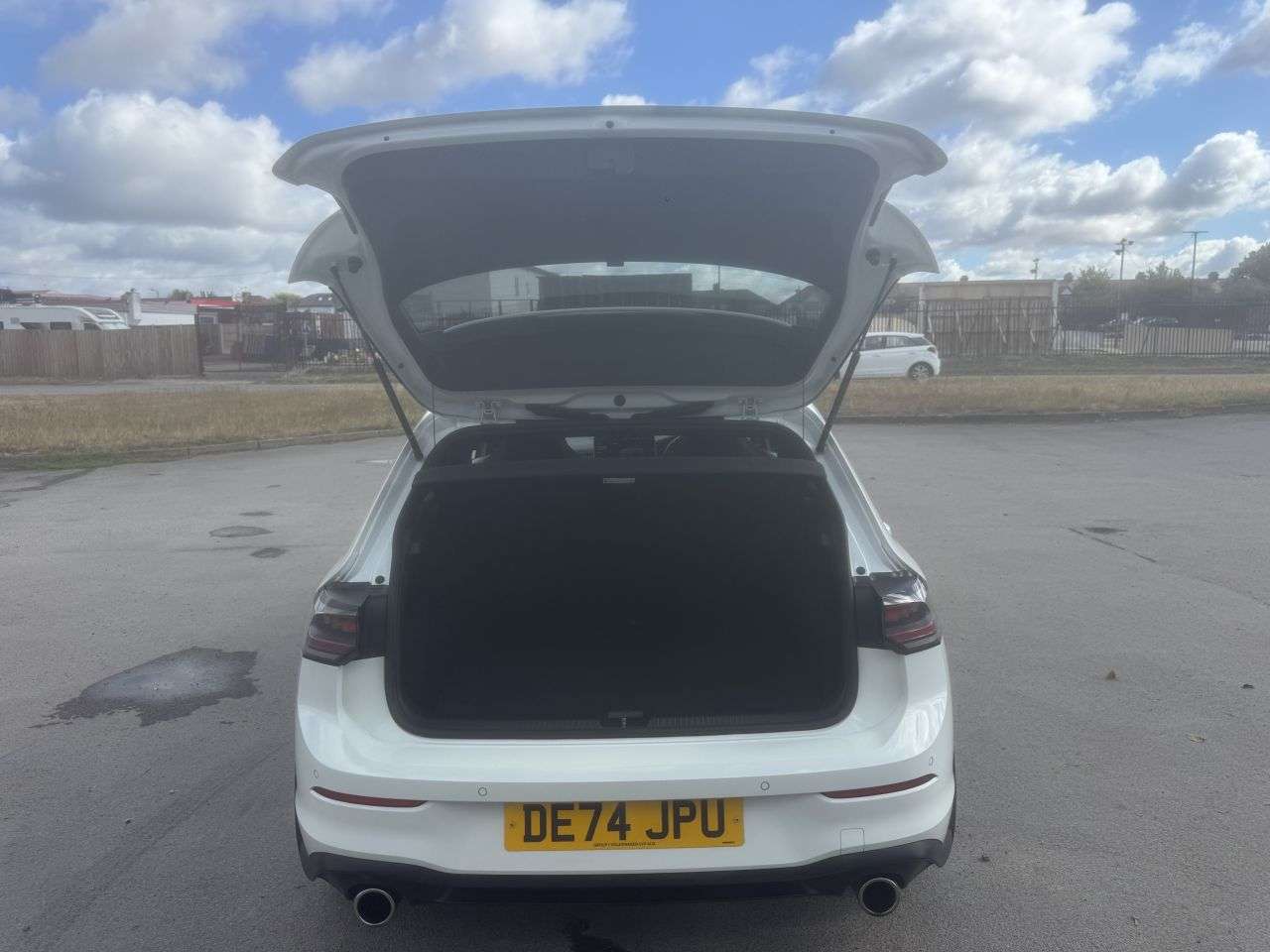 2024 VOLKSWAGEN GOLF 2024 VOLKSWAGEN GOLF