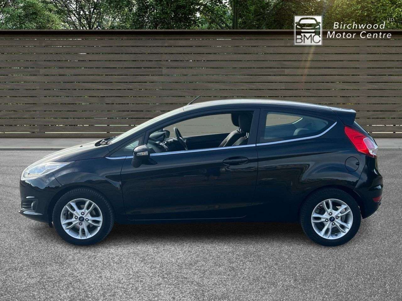 A 2016 FORD FIESTA 1.0T EcoBoost Zetec Hatchback 3dr Petrol Powershift Euro 6 (100 ps) FULL SE A 2016 FORD FIESTA 1.0T EcoBoost Zetec Hatchback 3dr Petrol Powershift Euro 6 (100 ps) FULL SE