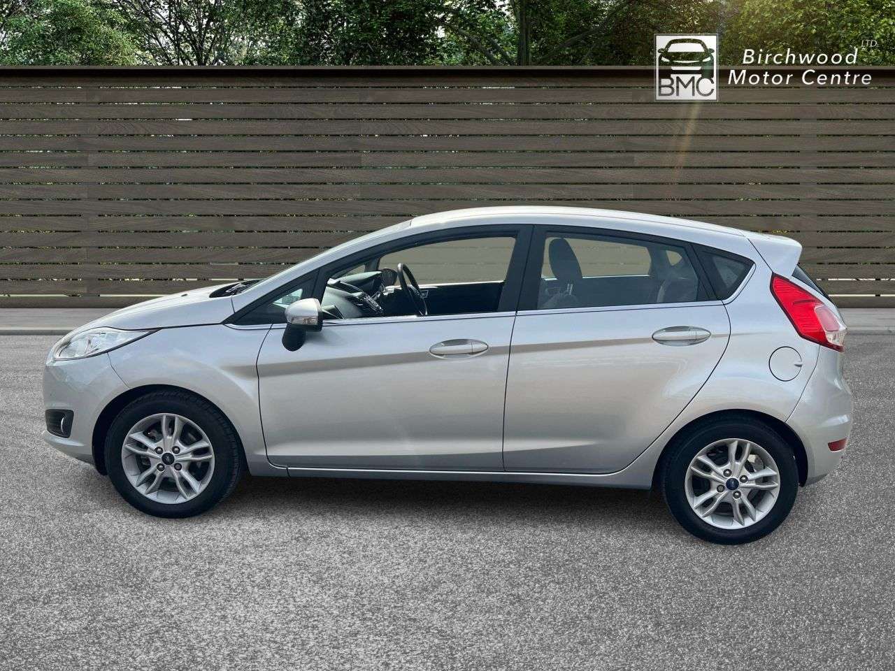 A 2015 FORD FIESTA 1.0T EcoBoost Zetec Hatchback 5dr Petrol Powershift Euro 5 (100 ps) FULL SE A 2015 FORD FIESTA 1.0T EcoBoost Zetec Hatchback 5dr Petrol Powershift Euro 5 (100 ps) FULL SE