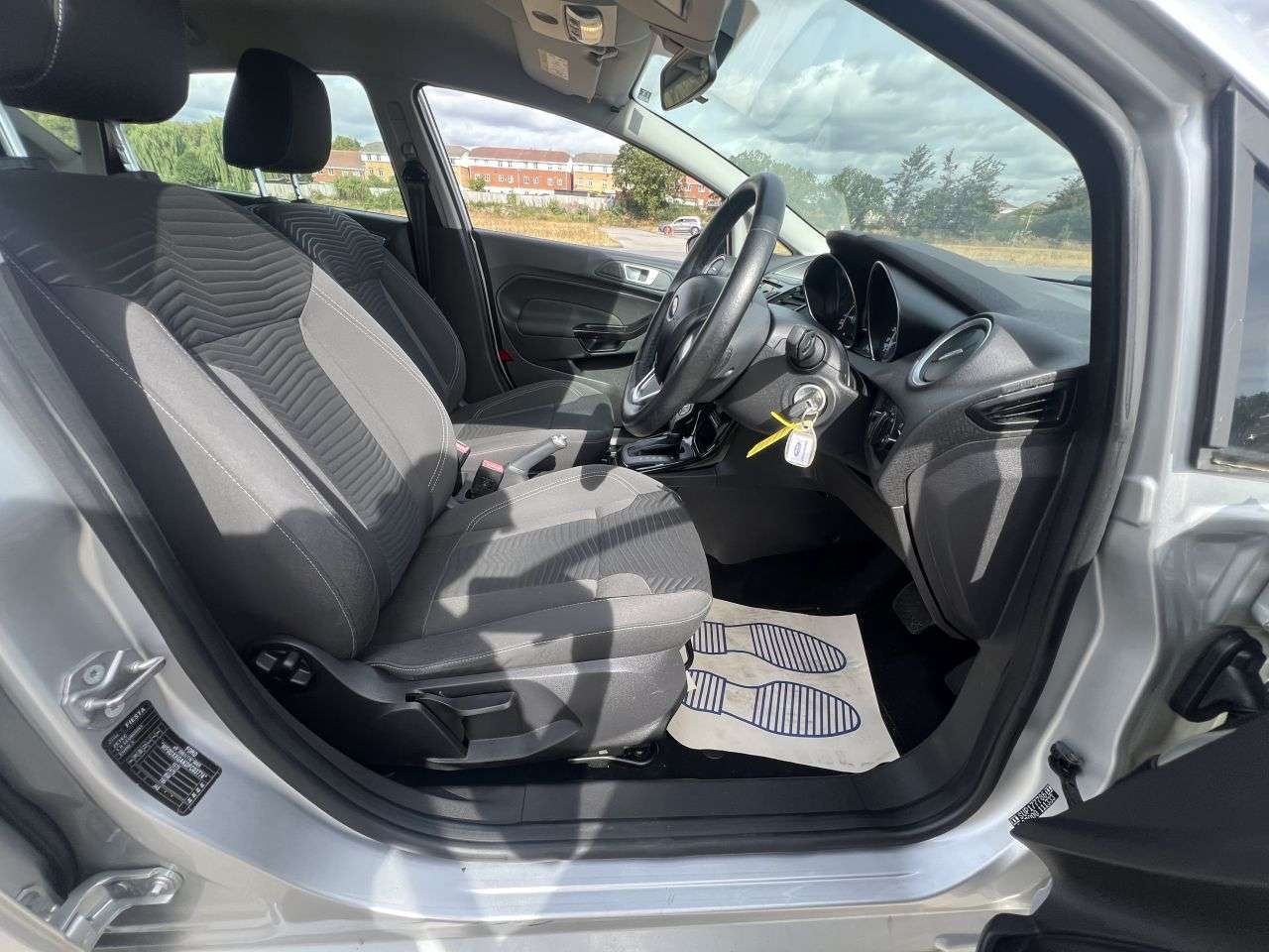 2015 FORD FIESTA 2015 FORD FIESTA
