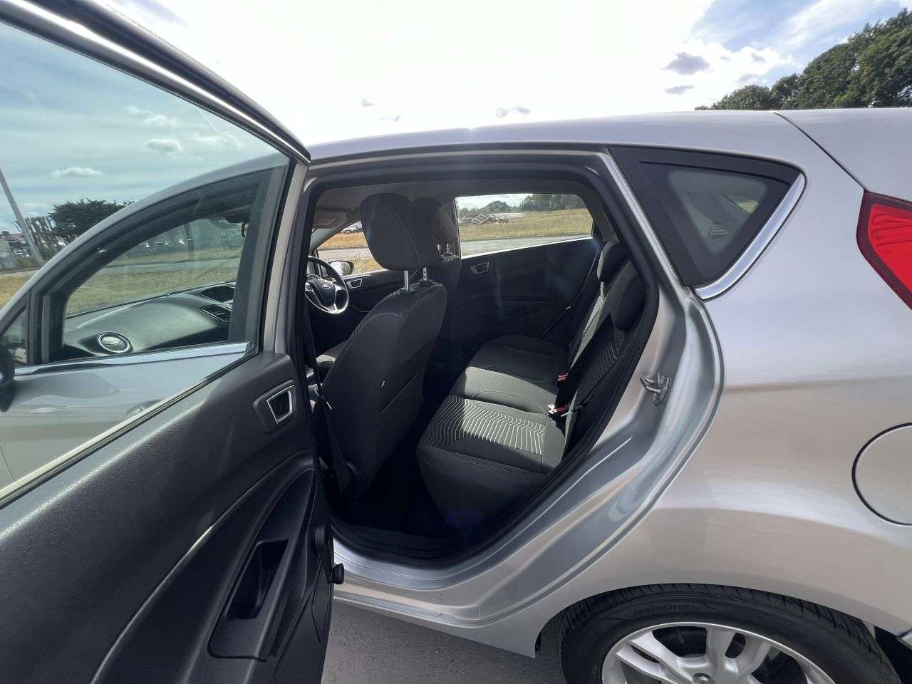 2015 FORD FIESTA 2015 FORD FIESTA