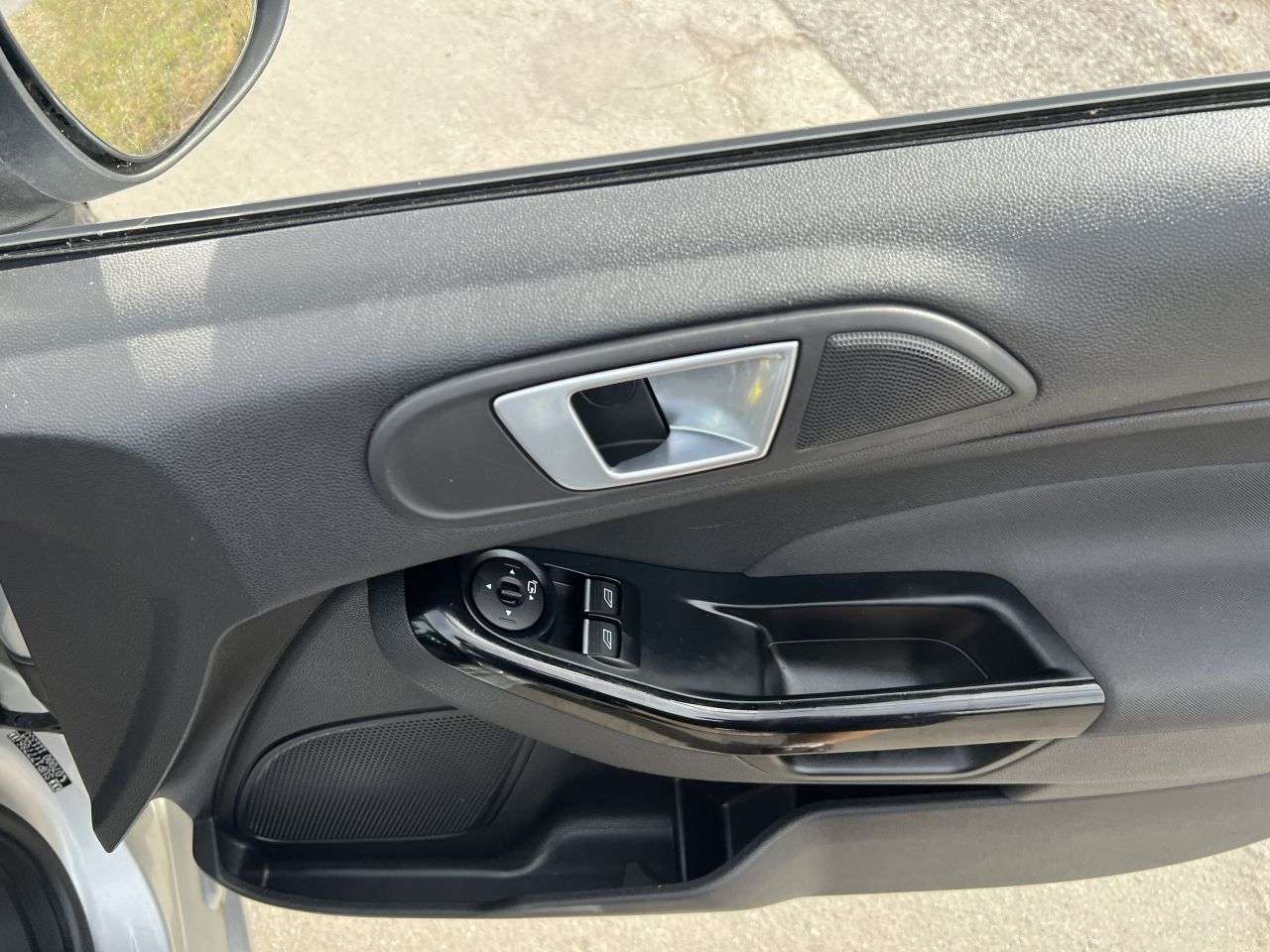2015 FORD FIESTA 2015 FORD FIESTA