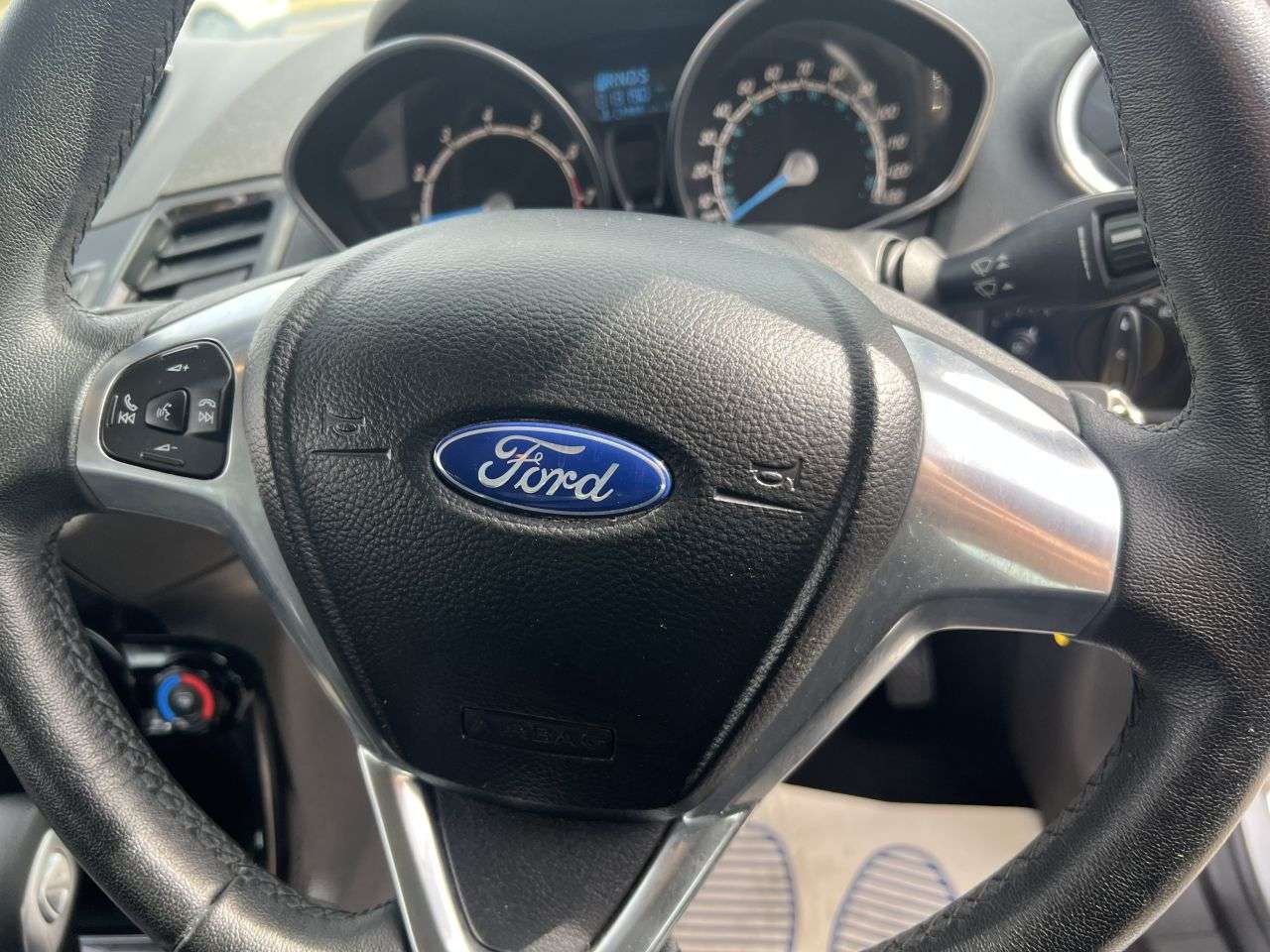 2015 FORD FIESTA 2015 FORD FIESTA