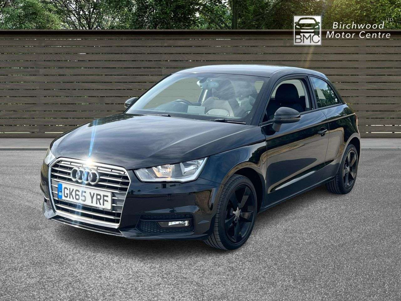 A 2015 AUDI A1 1.0 TFSI Sport Hatchback 3dr Petrol Manual Euro 6 (s/s) (95 ps) AIR CONDITI A 2015 AUDI A1 1.0 TFSI Sport Hatchback 3dr Petrol Manual Euro 6 (s/s) (95 ps) AIR CONDITI
