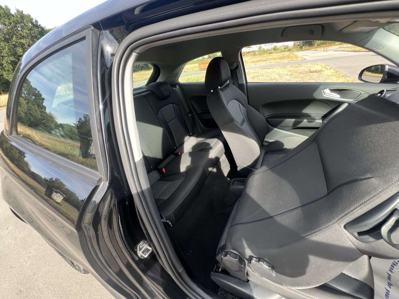 2015 AUDI A1 2015 AUDI A1