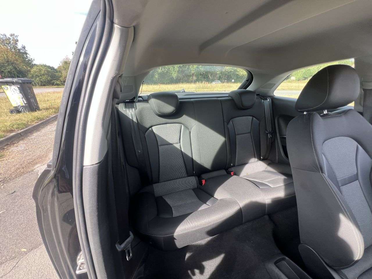 2015 AUDI A1 2015 AUDI A1
