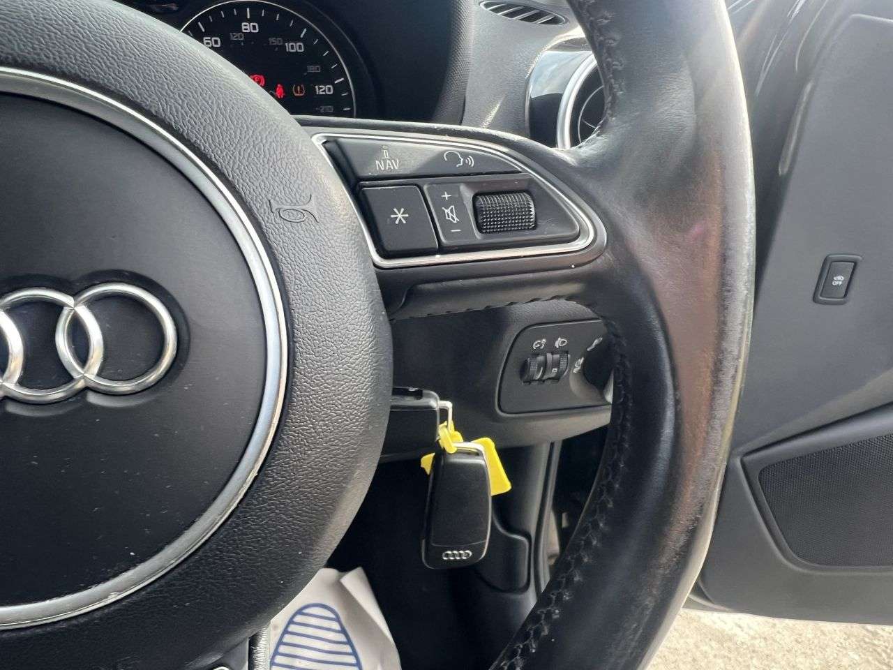 2015 AUDI A1 2015 AUDI A1