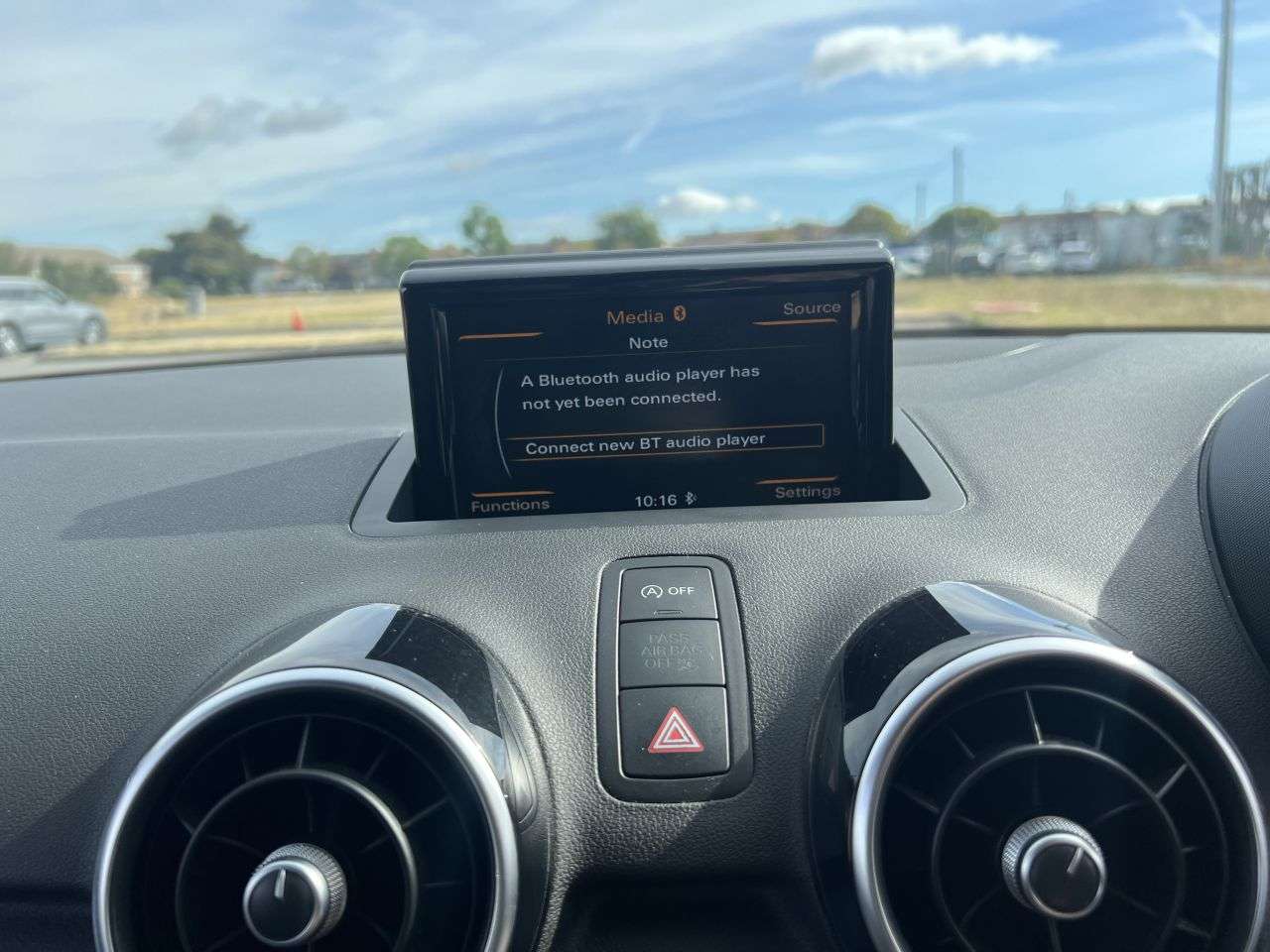 2015 AUDI A1 2015 AUDI A1