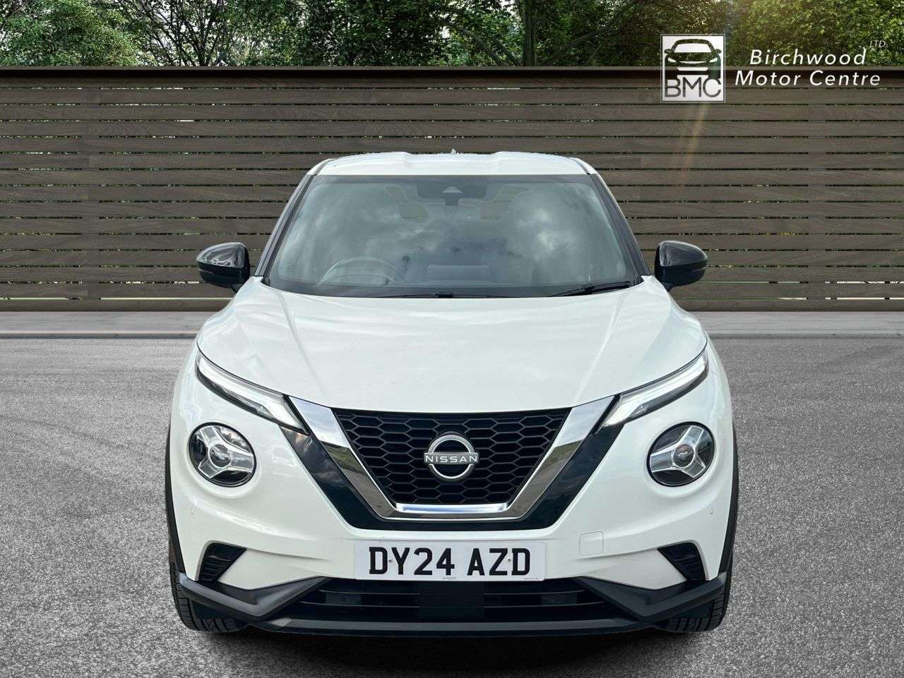 A 2024 NISSAN JUKE 1.0 DIG-T N-Connecta SUV 5dr Petrol DCT Auto Euro 6 (s/s) (114 ps) FULL SER A 2024 NISSAN JUKE 1.0 DIG-T N-Connecta SUV 5dr Petrol DCT Auto Euro 6 (s/s) (114 ps) FULL SER