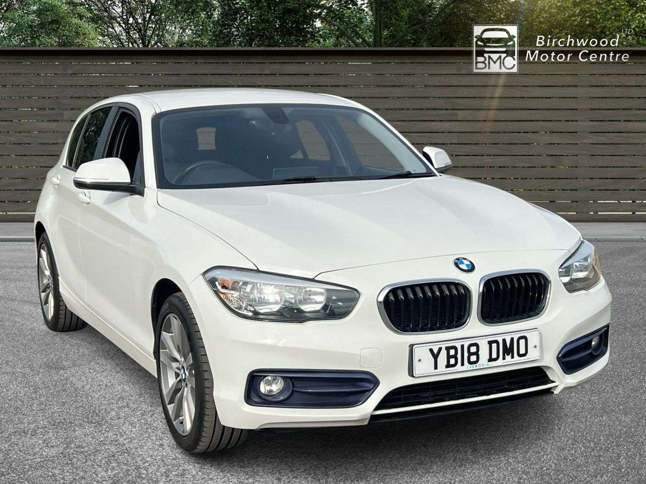 A 2018 BMW 1 SERIES 1.5 118i Sport Hatchback 5dr Petrol Manual Euro 6 (s/s) (136 ps) AIR CONDIT A 2018 BMW 1 SERIES 1.5 118i Sport Hatchback 5dr Petrol Manual Euro 6 (s/s) (136 ps) AIR CONDIT