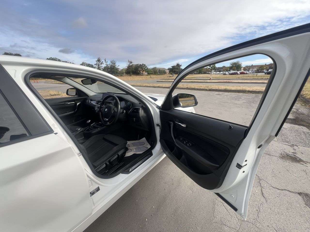 2018 BMW 1 SERIES 2018 BMW 1 SERIES