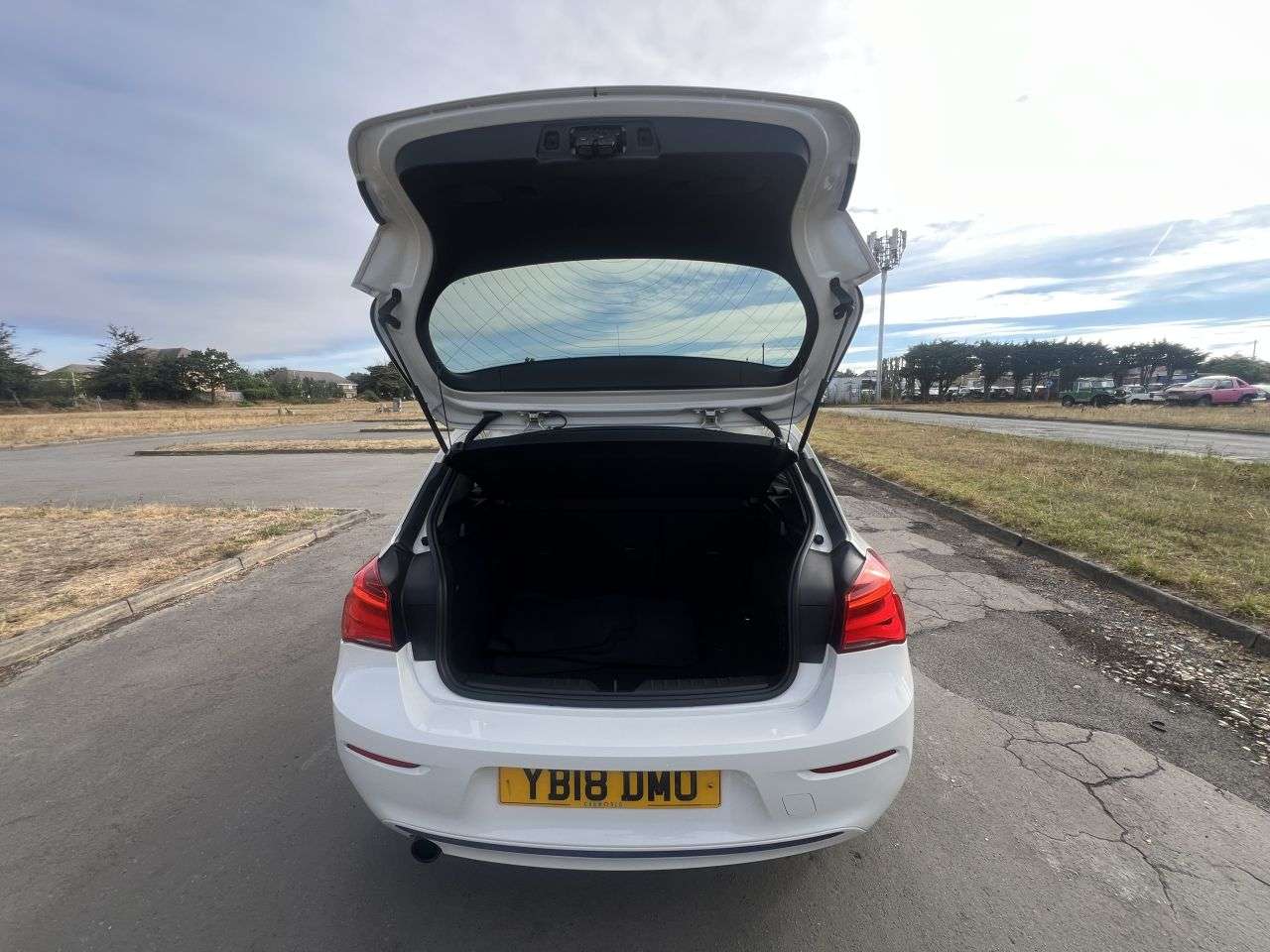 2018 BMW 1 SERIES 2018 BMW 1 SERIES