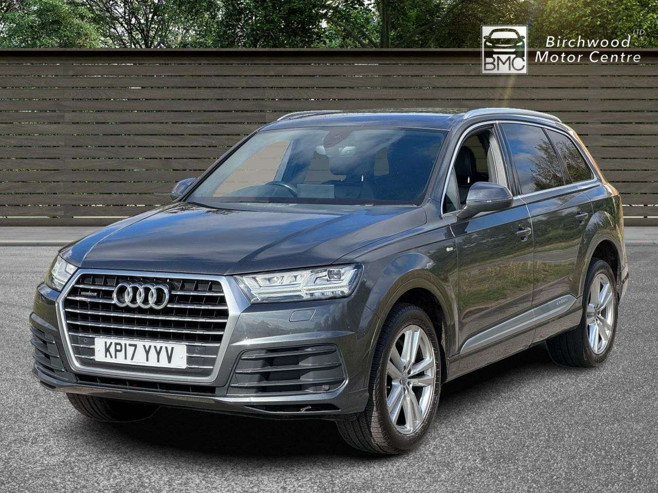 A 2017 AUDI Q7 3.0 TDI V6 S line SUV 5dr Diesel Tiptronic quattro Euro 6 (s/s) (272 ps) A 2017 AUDI Q7 3.0 TDI V6 S line SUV 5dr Diesel Tiptronic quattro Euro 6 (s/s) (272 ps)