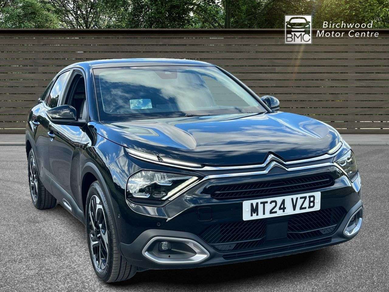 A 2024 CITROEN C4 1.2 PureTech MAX Hatchback 5dr Petrol EAT8 Euro 6 (s/s) (130 ps) FULL SERVI A 2024 CITROEN C4 1.2 PureTech MAX Hatchback 5dr Petrol EAT8 Euro 6 (s/s) (130 ps) FULL SERVI
