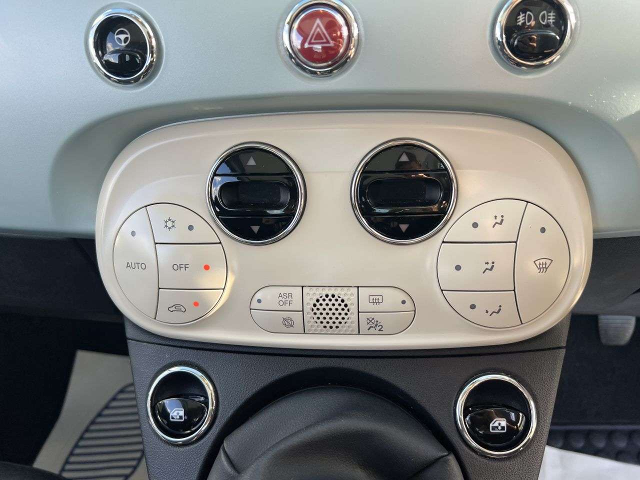 2024 FIAT 500 2024 FIAT 500