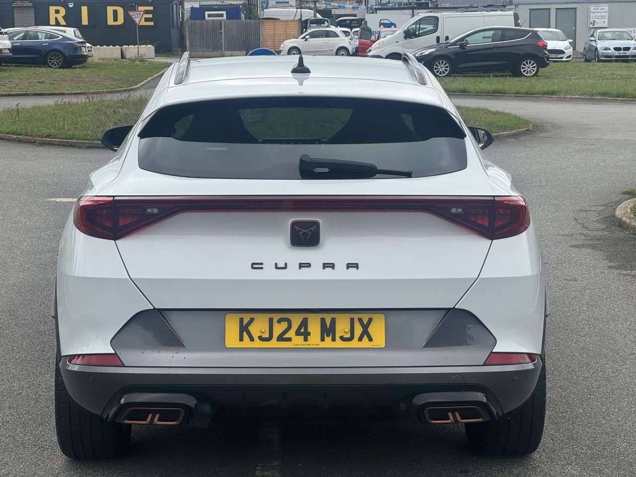 2024 CUPRA FORMENTOR 2024 CUPRA FORMENTOR