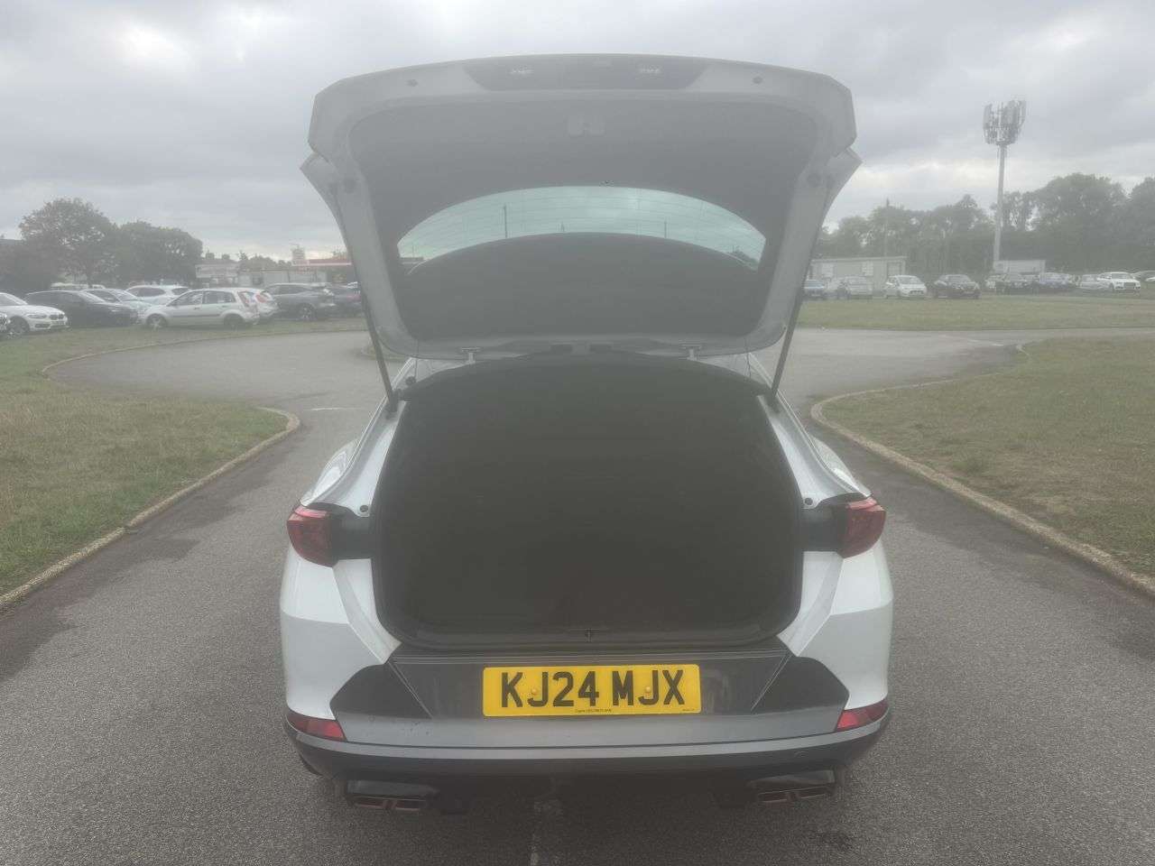 2024 CUPRA FORMENTOR 2024 CUPRA FORMENTOR