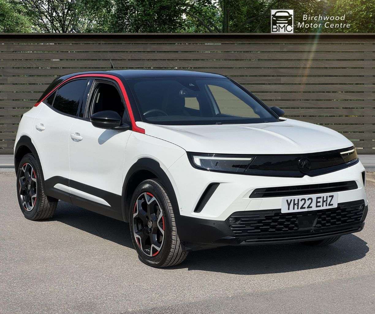 A 2022 VAUXHALL MOKKA 1.2 Turbo SRi Premium SUV 5dr Petrol Auto Euro 6 (s/s) (130 ps) A 2022 VAUXHALL MOKKA 1.2 Turbo SRi Premium SUV 5dr Petrol Auto Euro 6 (s/s) (130 ps)