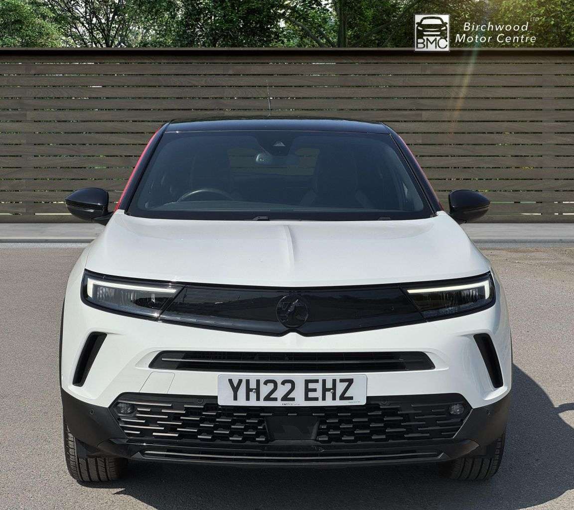 A 2022 VAUXHALL MOKKA 1.2 Turbo SRi Premium SUV 5dr Petrol Auto Euro 6 (s/s) (130 ps) A 2022 VAUXHALL MOKKA 1.2 Turbo SRi Premium SUV 5dr Petrol Auto Euro 6 (s/s) (130 ps)