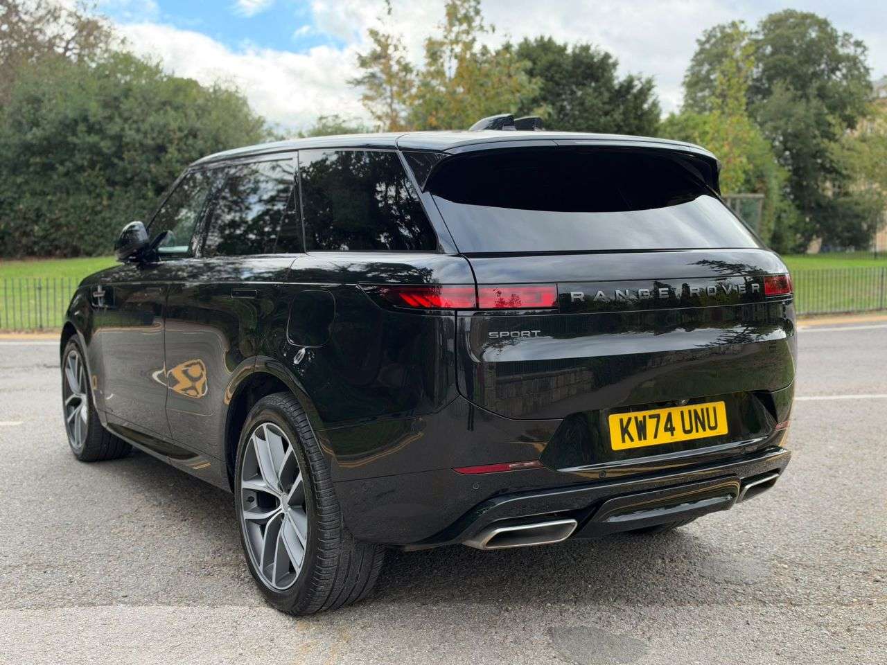 2024 LAND ROVER RANGE ROVER SPORT 2024 LAND ROVER RANGE ROVER SPORT