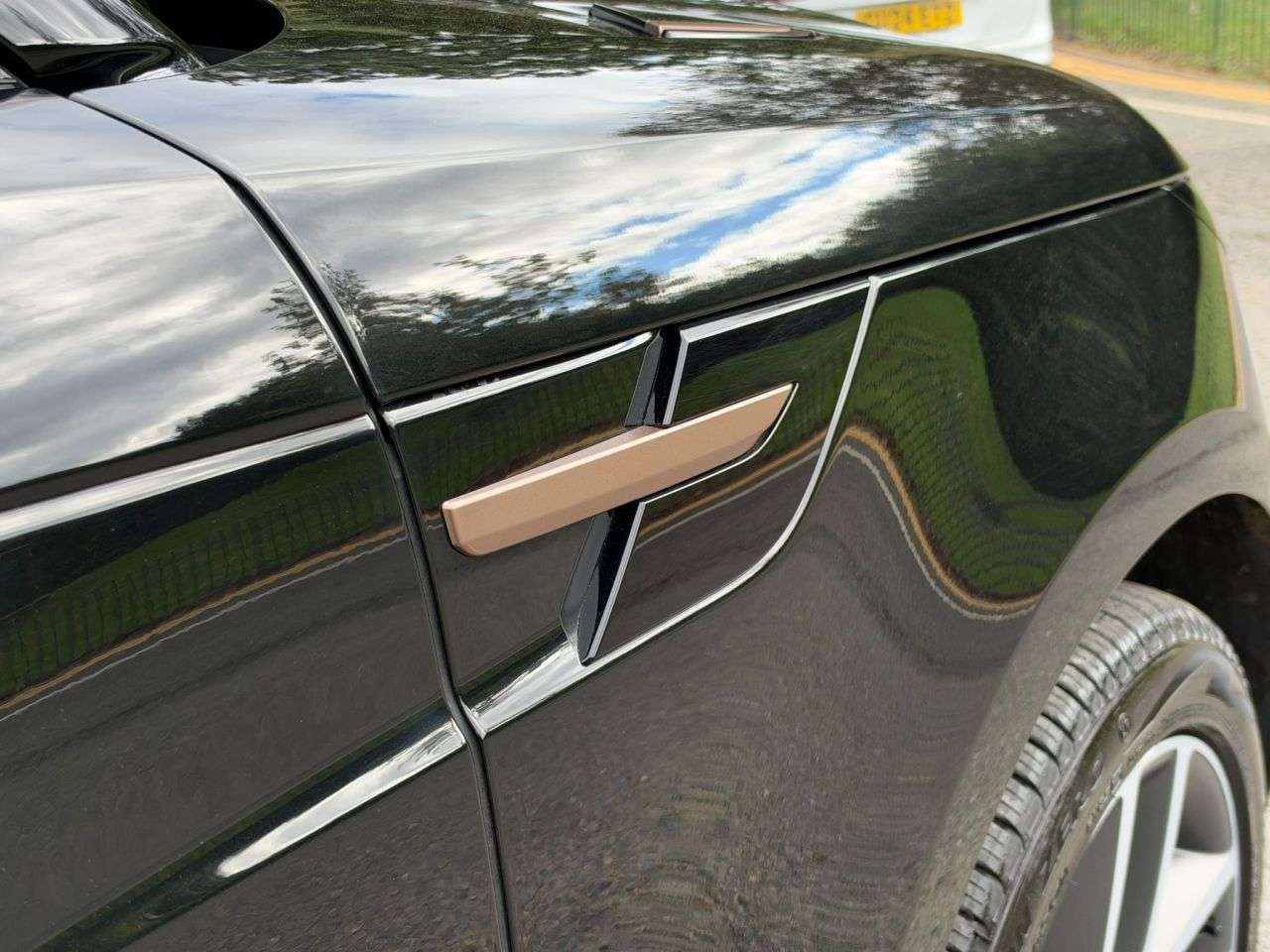 2024 LAND ROVER RANGE ROVER SPORT 2024 LAND ROVER RANGE ROVER SPORT