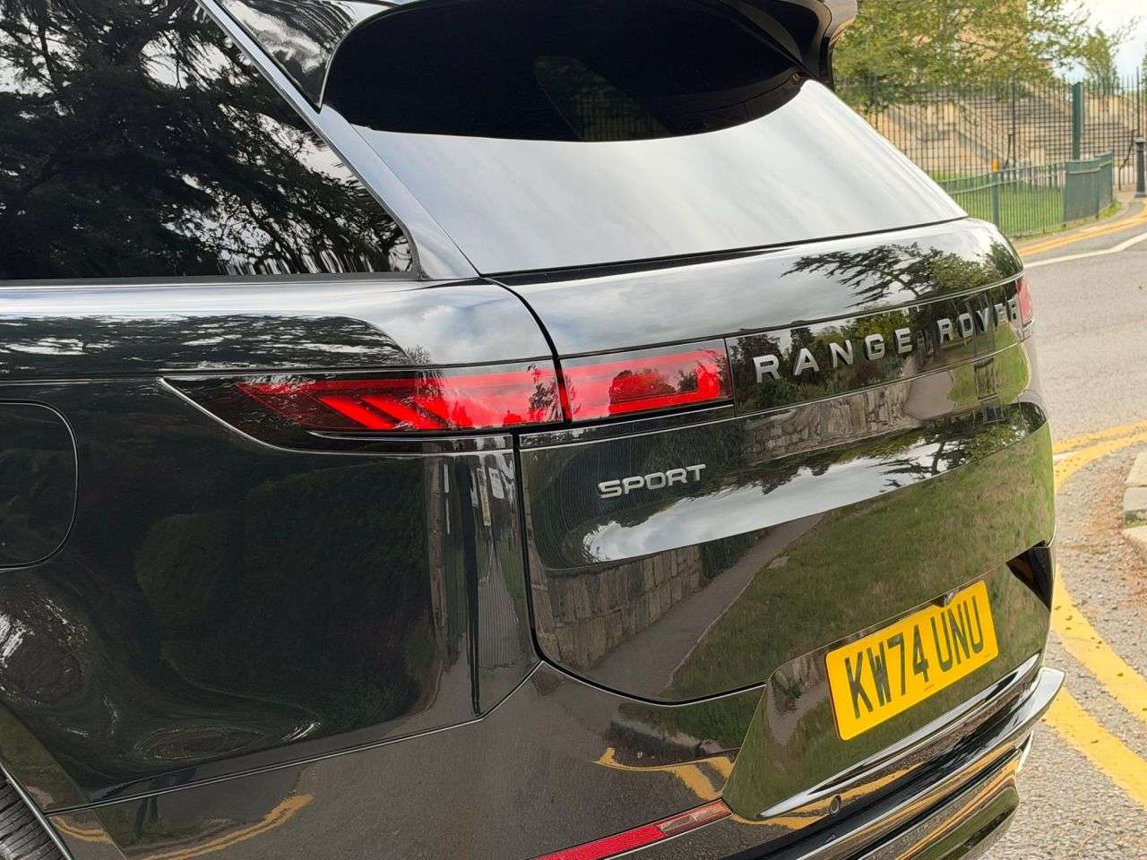 2024 LAND ROVER RANGE ROVER SPORT 2024 LAND ROVER RANGE ROVER SPORT