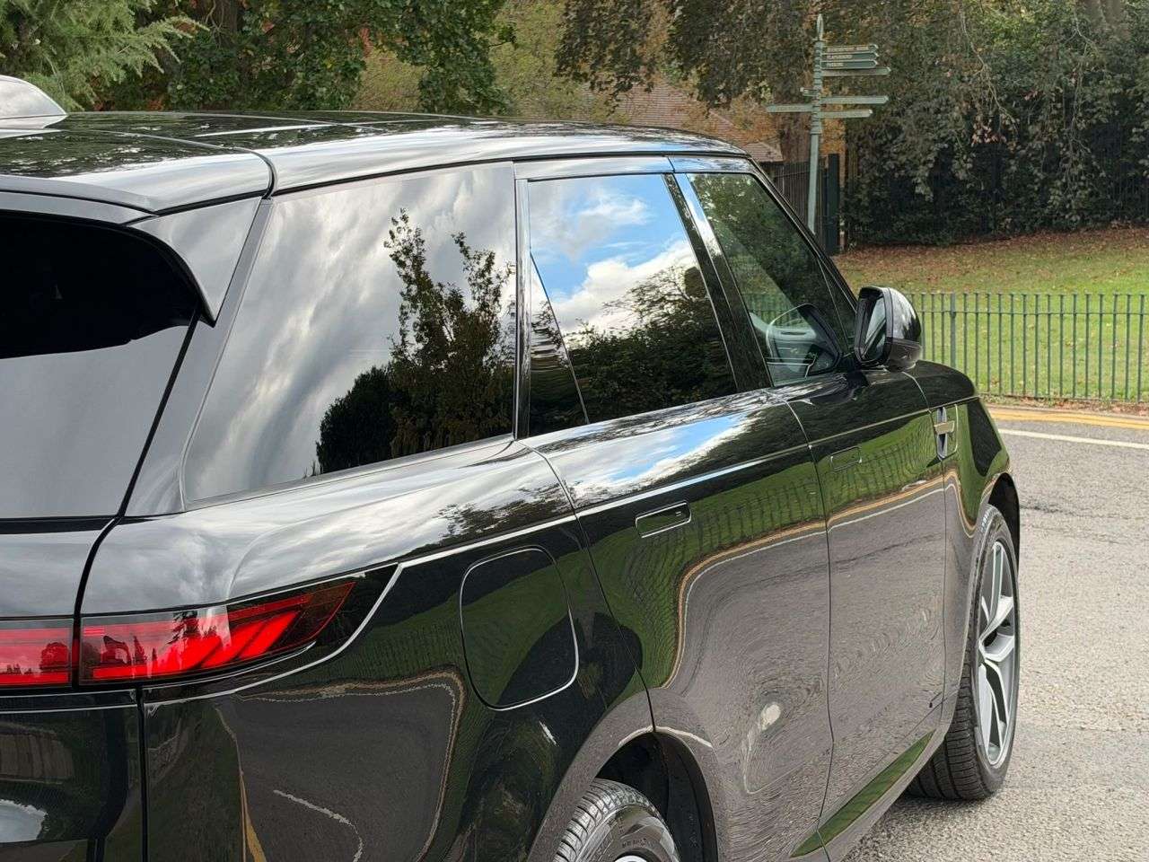 2024 LAND ROVER RANGE ROVER SPORT 2024 LAND ROVER RANGE ROVER SPORT