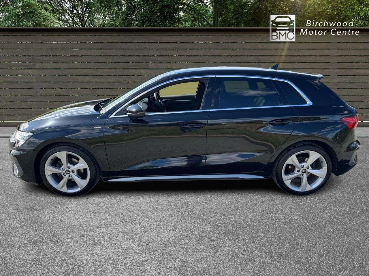A 2023 AUDI A3 1.0 TFSI 30 S line Sportback 5dr Petrol S Tronic Euro 6 (s/s) (110 ps) FULL A 2023 AUDI A3 1.0 TFSI 30 S line Sportback 5dr Petrol S Tronic Euro 6 (s/s) (110 ps) FULL