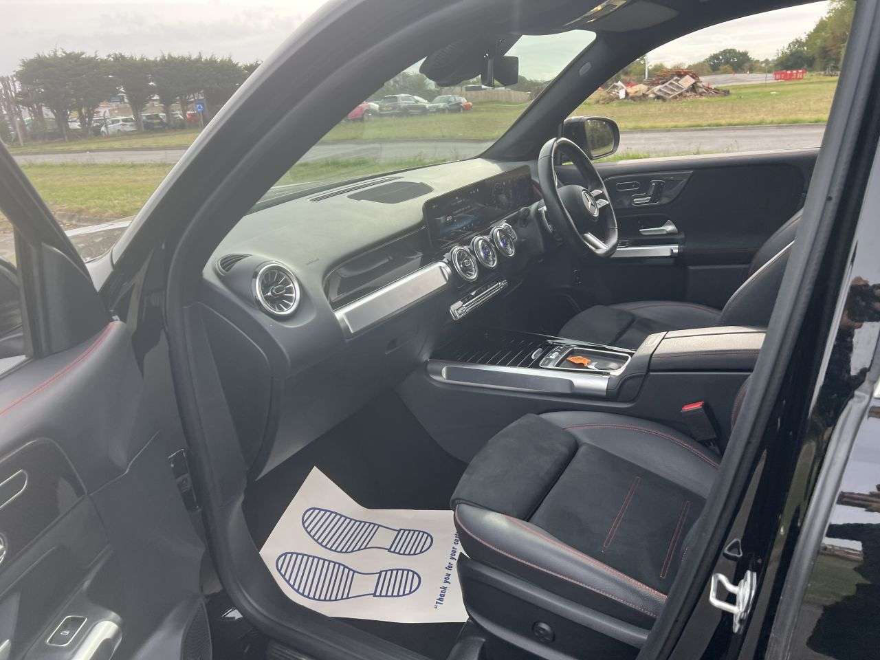 2025 MERCEDES-BENZ GLB 2025 MERCEDES-BENZ GLB