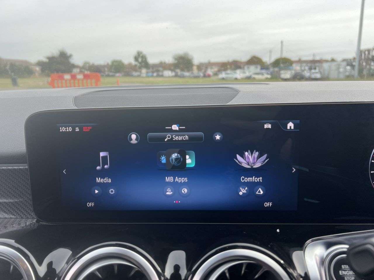 2025 MERCEDES-BENZ GLB 2025 MERCEDES-BENZ GLB