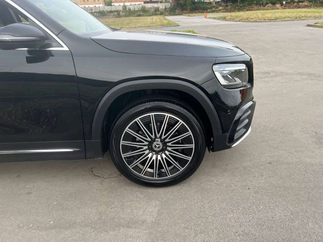 2025 MERCEDES-BENZ GLB 2025 MERCEDES-BENZ GLB