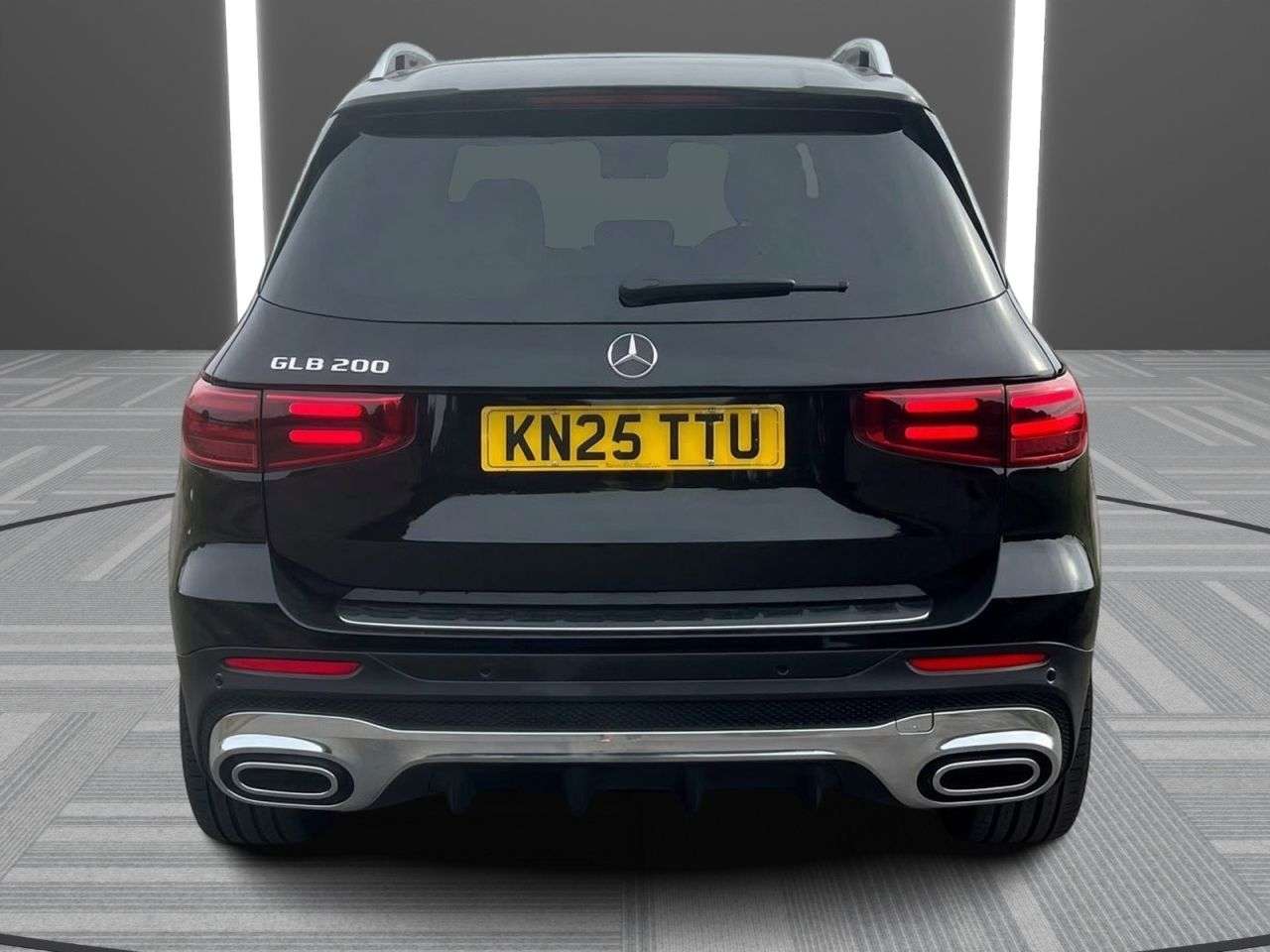 2025 MERCEDES-BENZ GLB 2025 MERCEDES-BENZ GLB