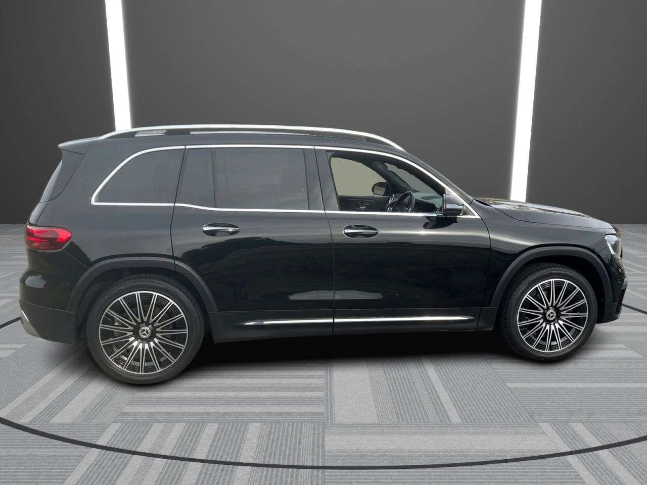 2025 MERCEDES-BENZ GLB 2025 MERCEDES-BENZ GLB