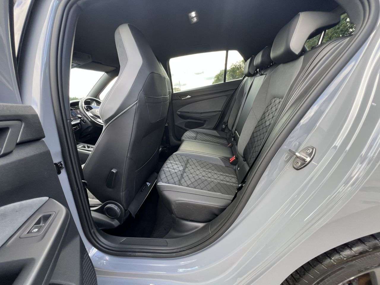 2021 VOLKSWAGEN GOLF 2021 VOLKSWAGEN GOLF