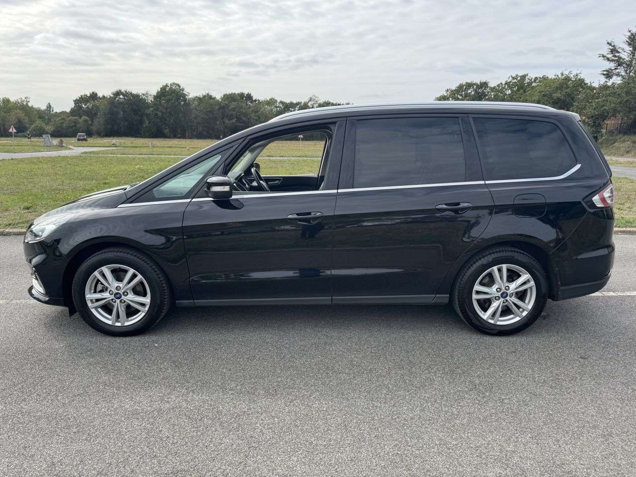 2023 FORD GALAXY 2023 FORD GALAXY
