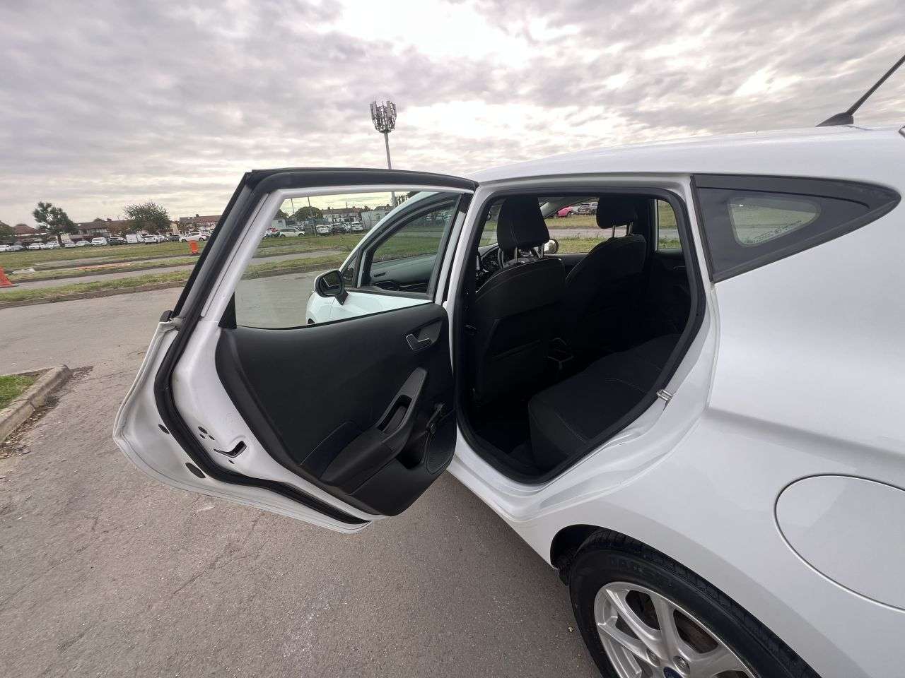 2018 FORD FIESTA 2018 FORD FIESTA
