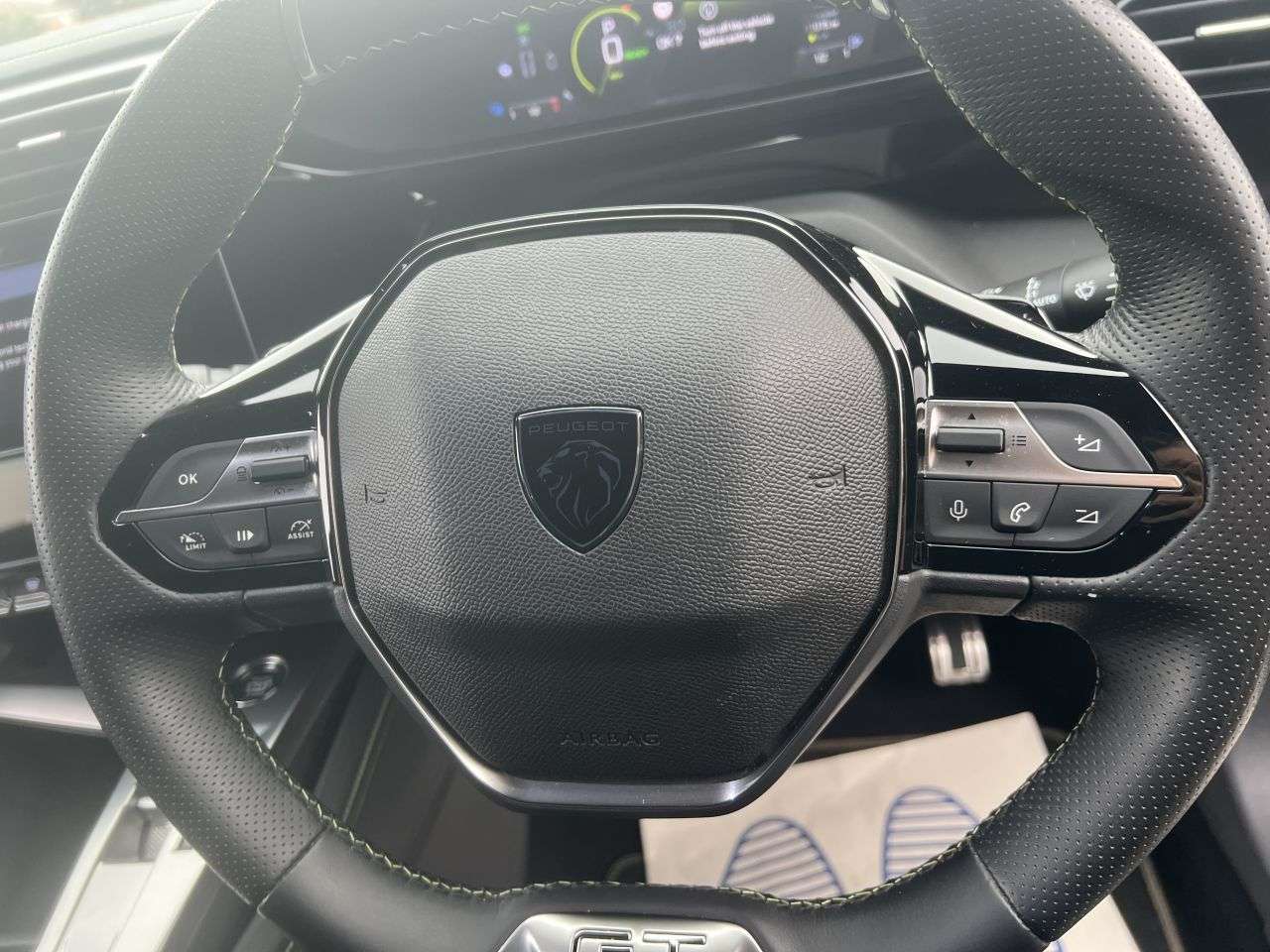 2024 PEUGEOT 308 2024 PEUGEOT 308